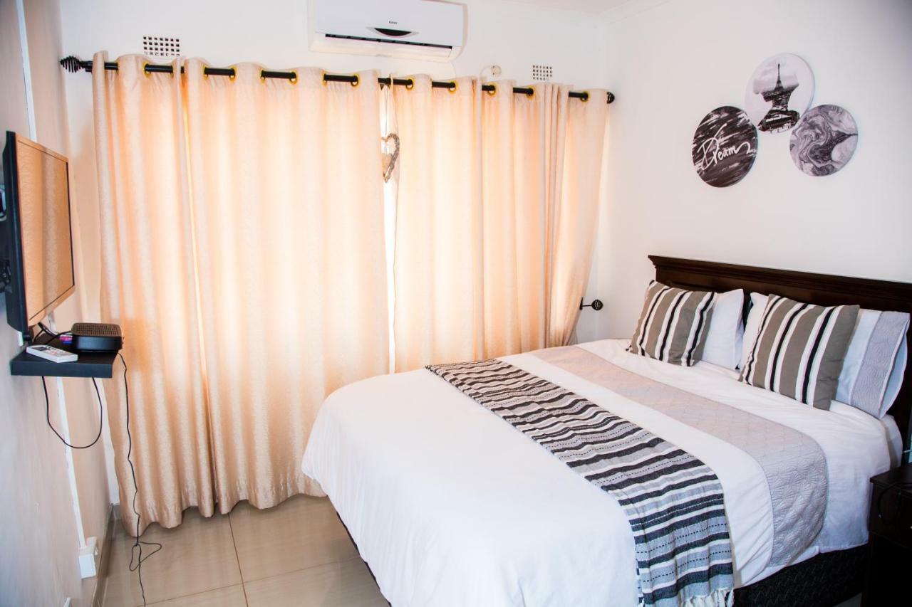Mt Pleasant Bed And Breakfast Ltd Harare Bagian luar foto